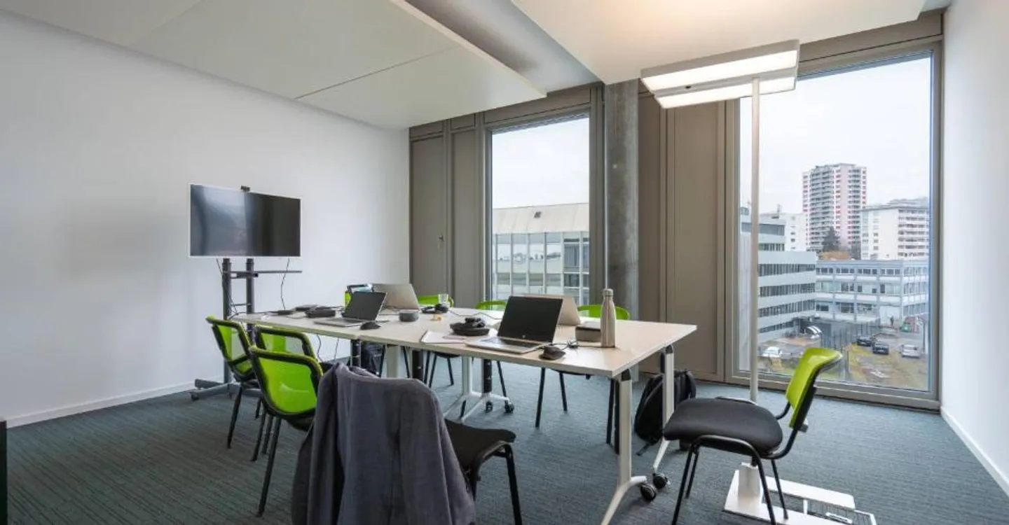 Vos bureaux au dernier étage dans le dynamique quartier de Malley - Photo 9 of 11