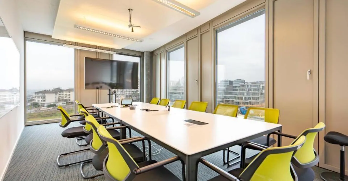 Vos bureaux au dernier étage dans le dynamique quartier de Malley - Photo 7 of 11