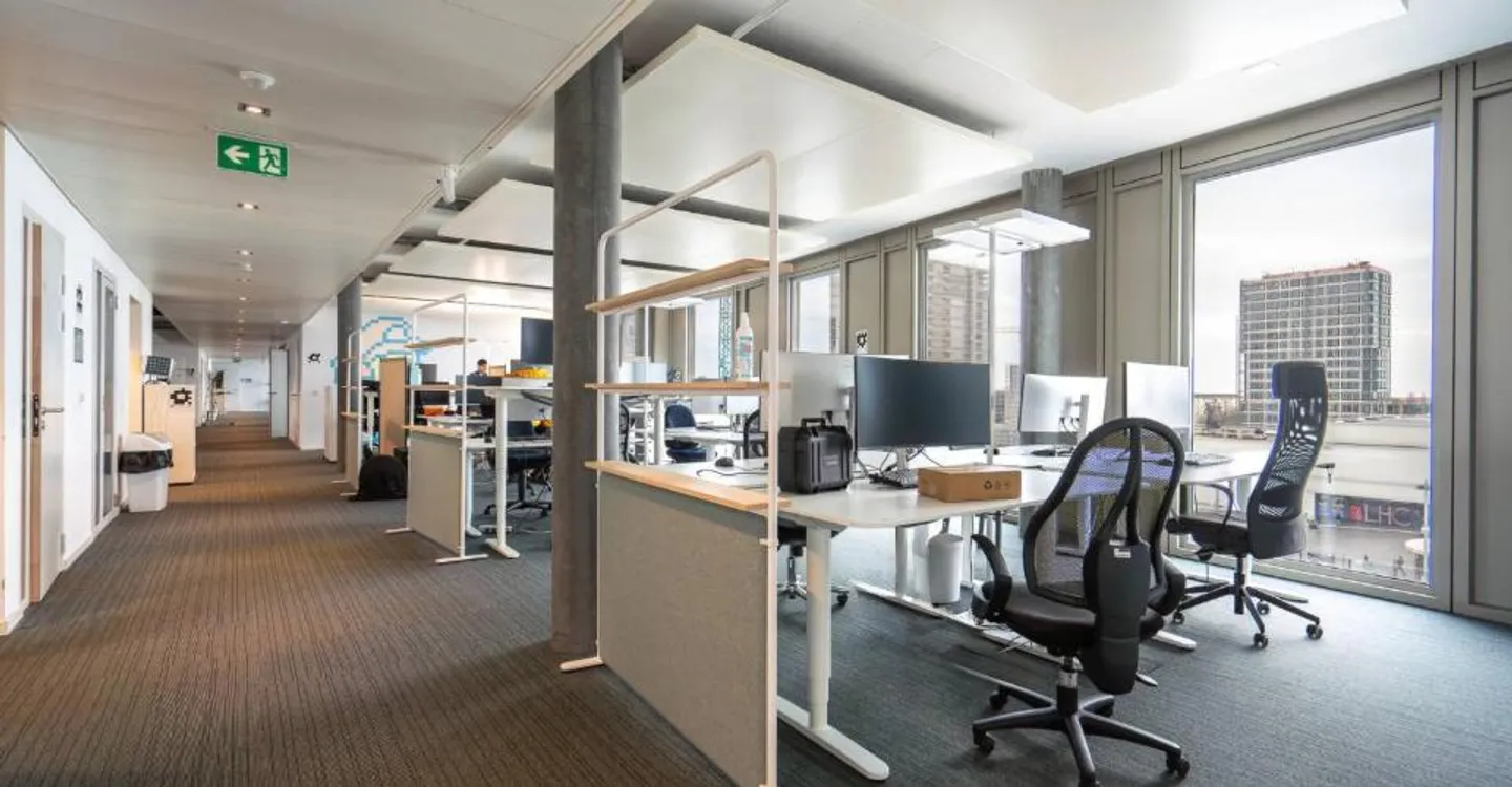 Vos bureaux au dernier étage dans le dynamique quartier de Malley - Photo 10 of 11