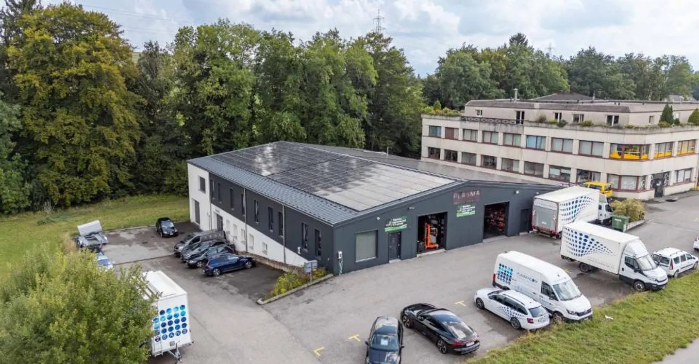 Laboratorio-magazzino di 640 m² con posti auto disponibili - Foto 7 di 7