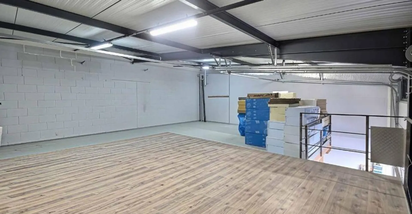 Espace Street Box avec Mezzanine - Photo 7 sur 8