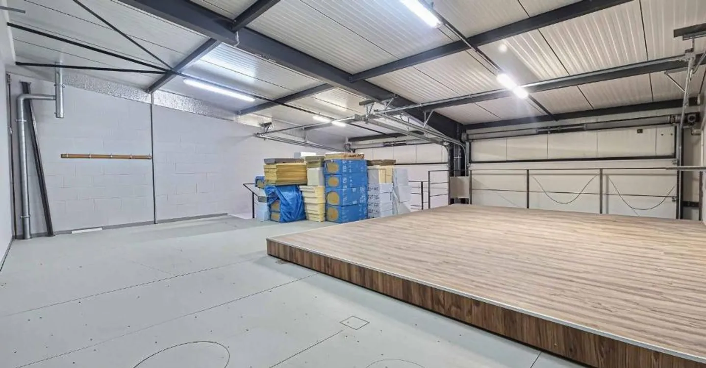 Espace Street Box avec Mezzanine - Photo 6 sur 8