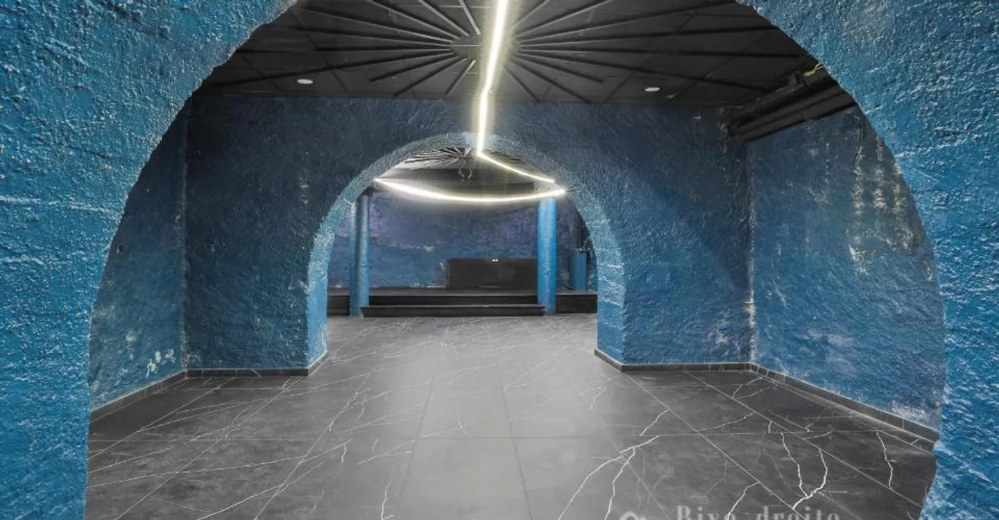 145 m2 premises - Photo 3 of 12