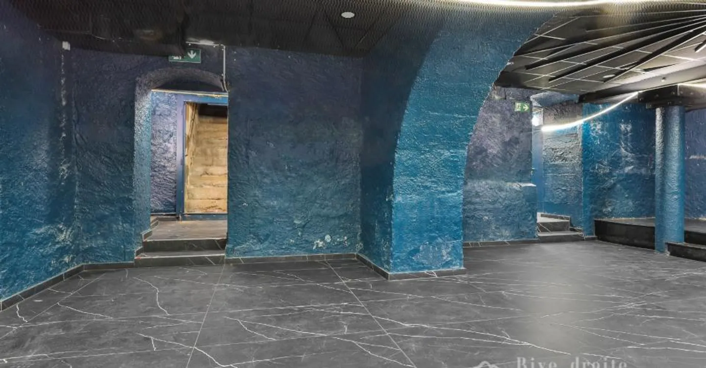 145 m2 premises - Photo 7 of 12