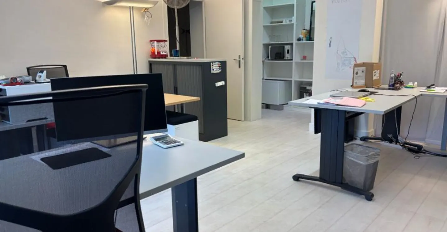A shared workspace in the city center - Photo 4 of 7