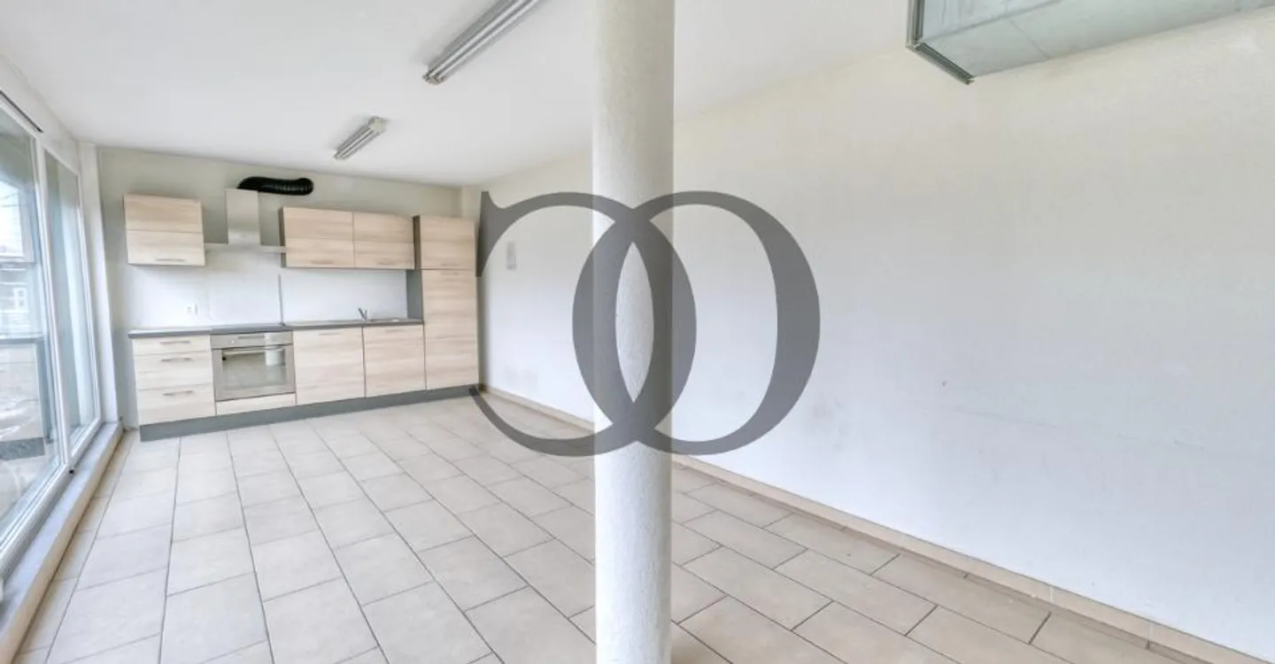 Espace Commercial Moderne à Châtel-St-Denis - Photo 11 sur 13