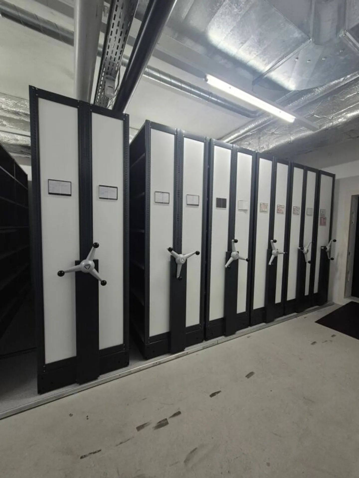 Etoy Vaud offices for rent near CFF station - Photo 11 of 12