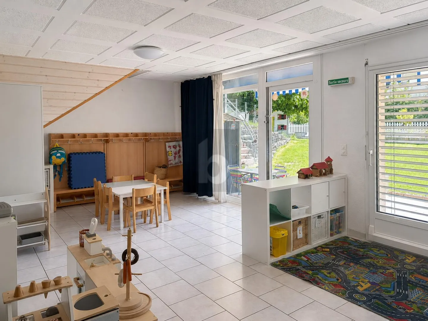 LARGE SPACES AND GARDEN FOR YOUR DAYCARE - Photo 5 of 6