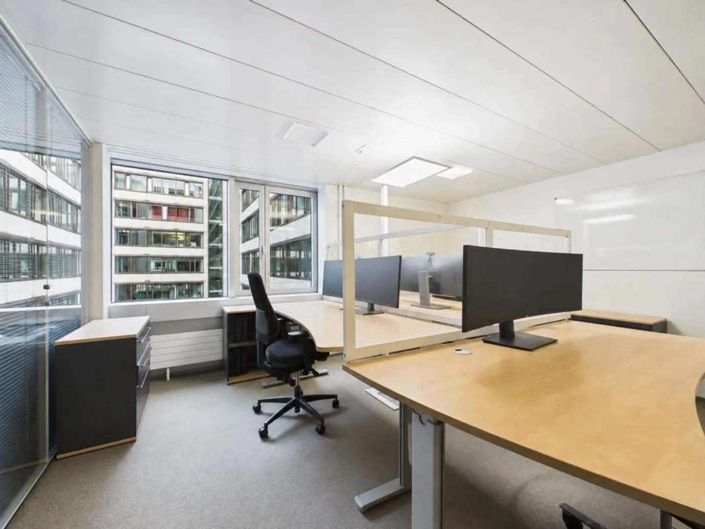 Office Space in Central Lucerne - Photo 7 of 13