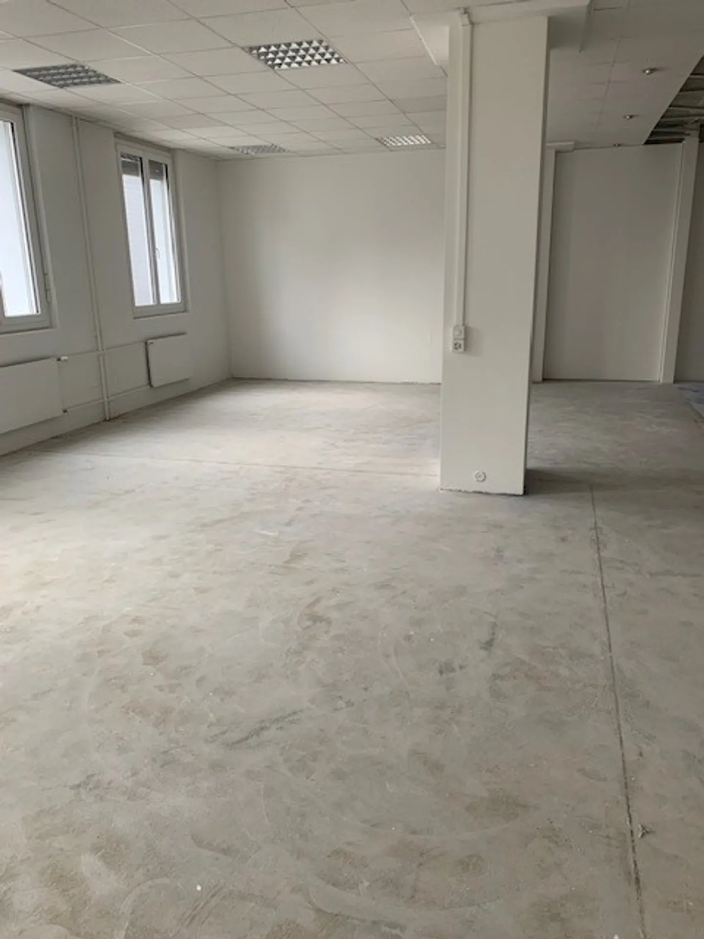 Office in Urdorf - Photo 3 of 5