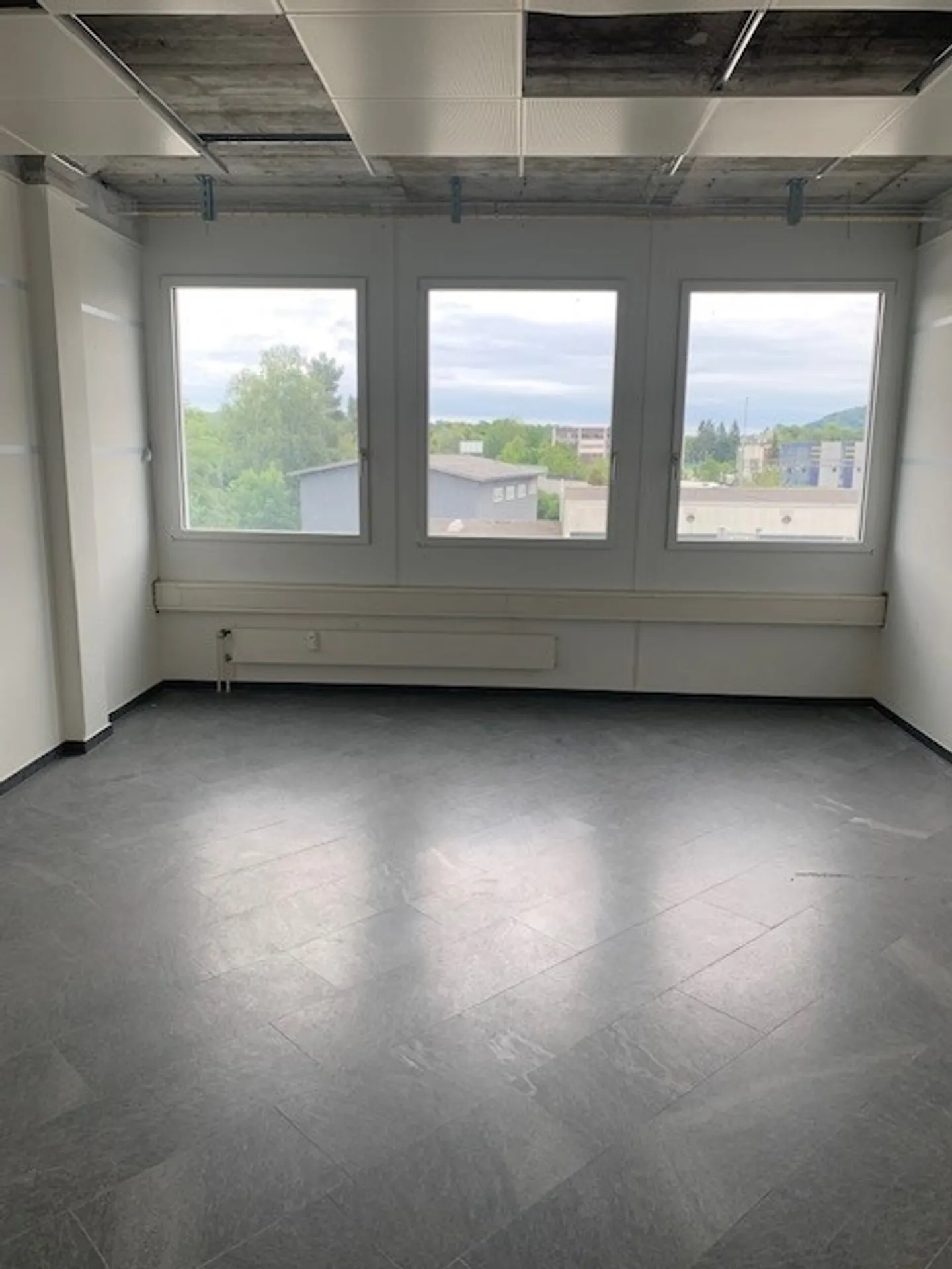 Posizione ideale per laboratorio/showroom o industria manifatturiera 130 m2 o 179 m2 - Foto 7 di 7