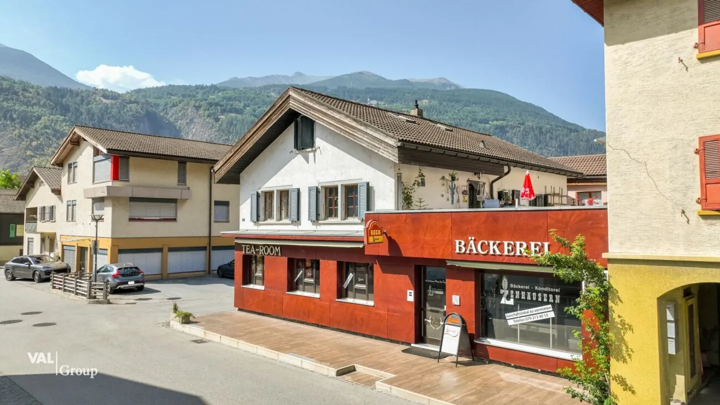 Commercial premises with charm and potential in the center of Raron - Photo 1 of 13