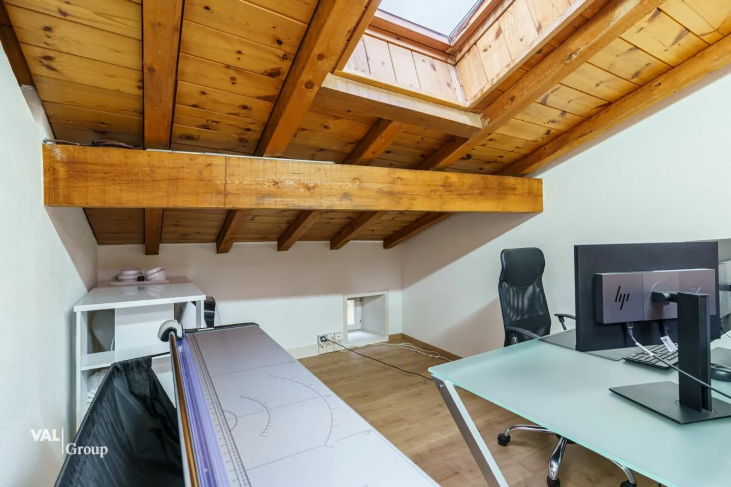 Haus mit Loft und Charakter zur Miete in Brig-Glis - zentral, hell und vielseitig nutzbar - Photo 6 of 13