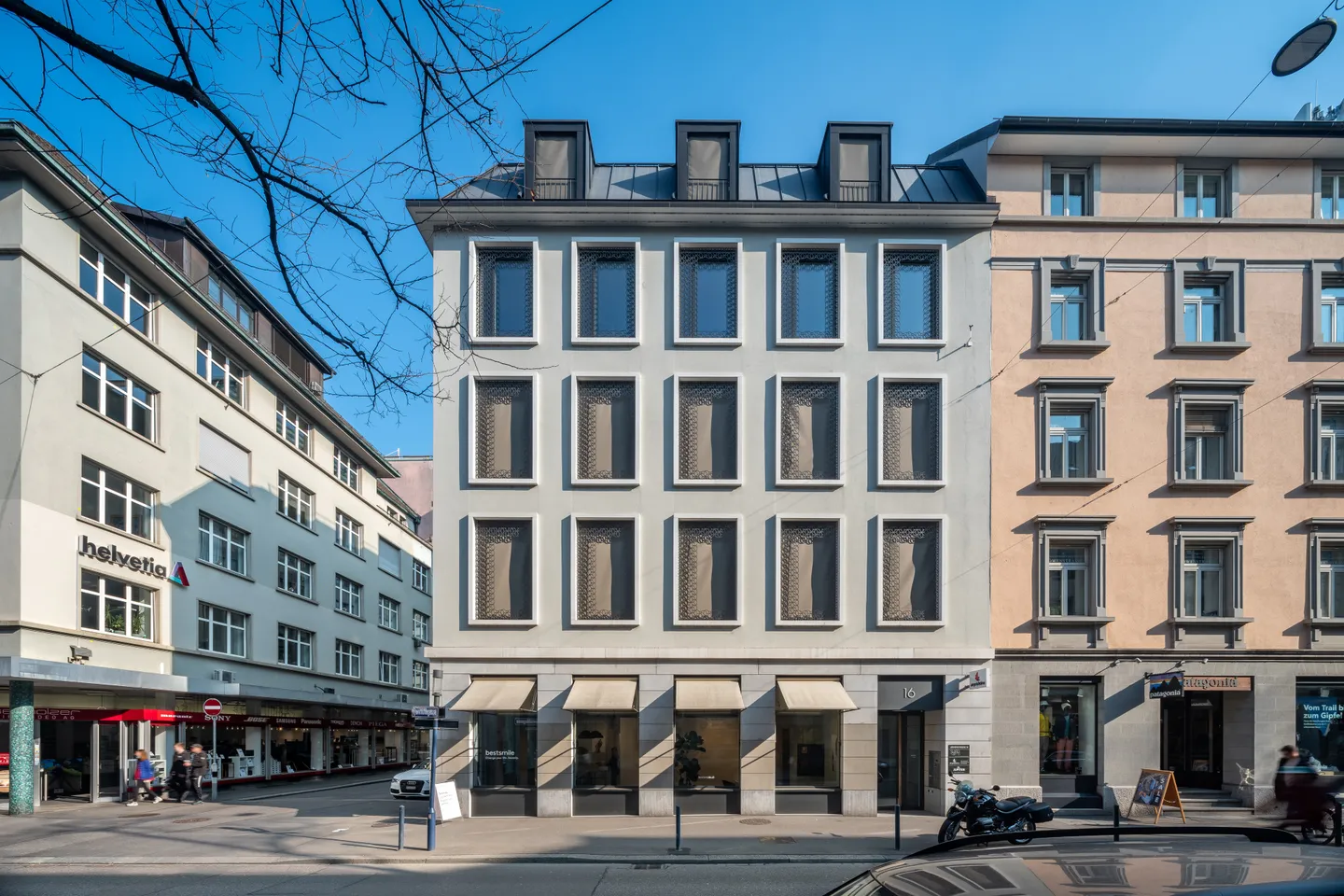 Modernly developed office spaces in the heart of Zurich - Photo 2 of 5