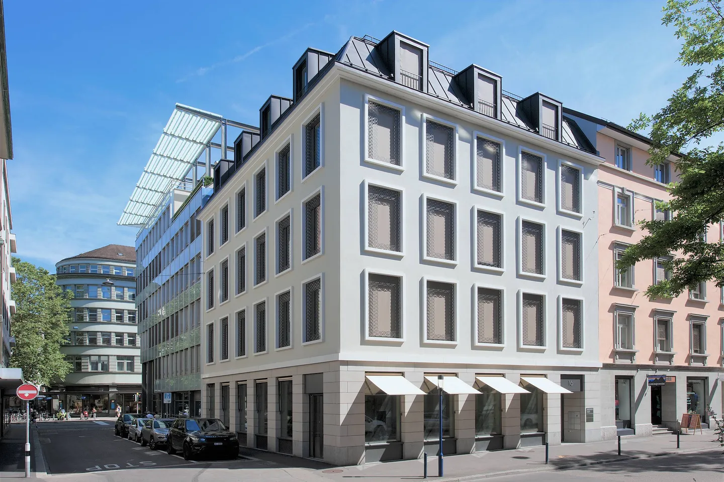 Modernly developed office spaces in the heart of Zurich - Photo 1 of 5