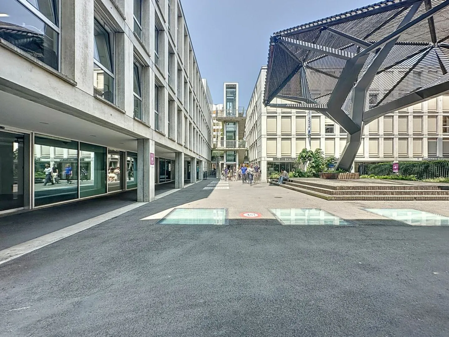 615m2 de visibilté au coeur de Lausanne - Foto 8 von 9
