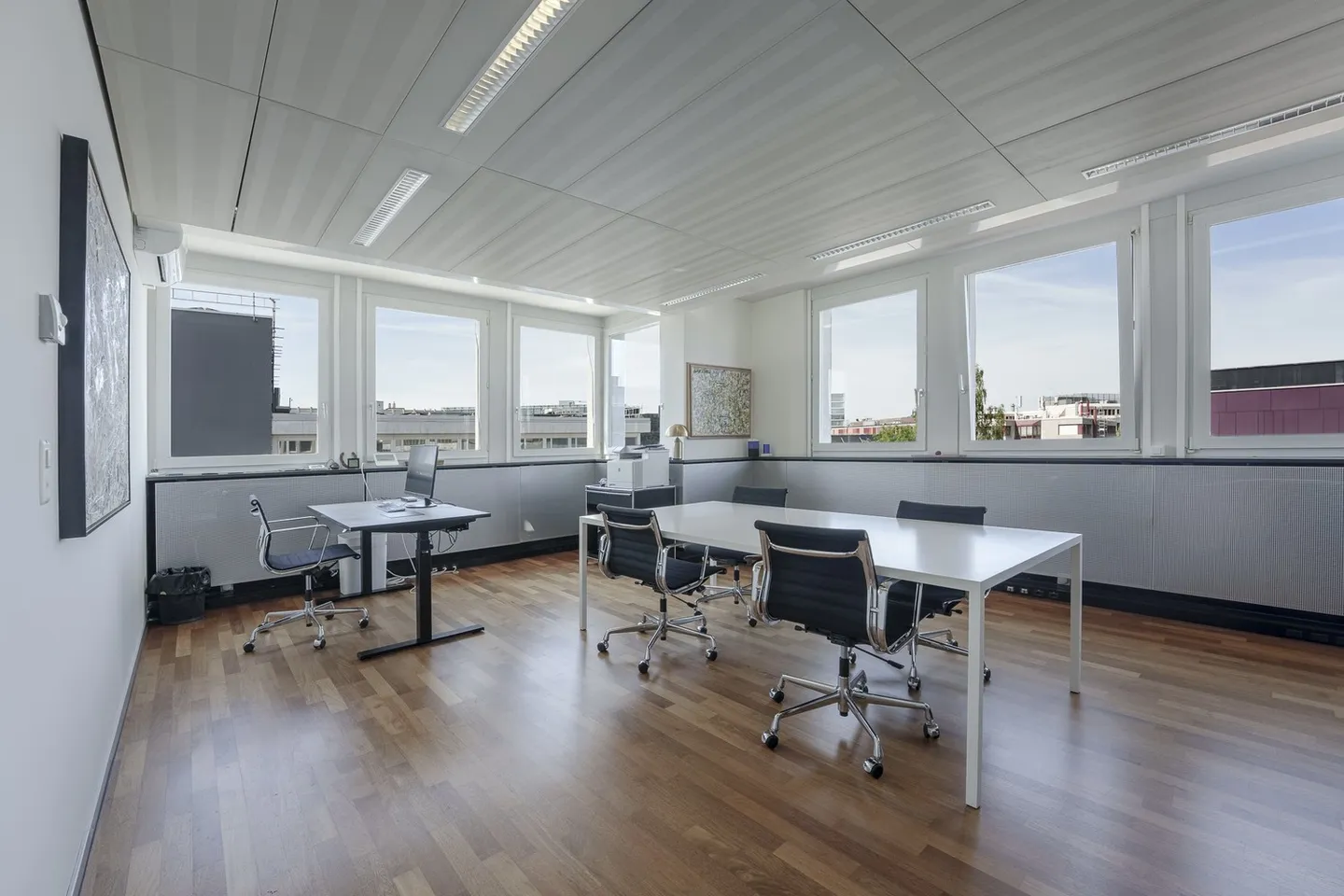 Modern Office Space in Glattbrugg - Photo 1 of 6