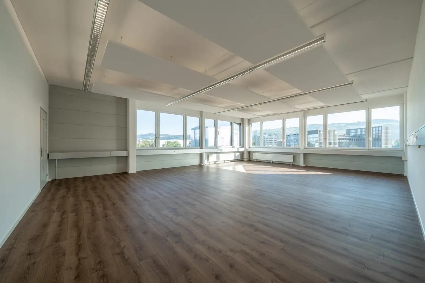 Office space / practice room 76m² - Photo 3 of 11
