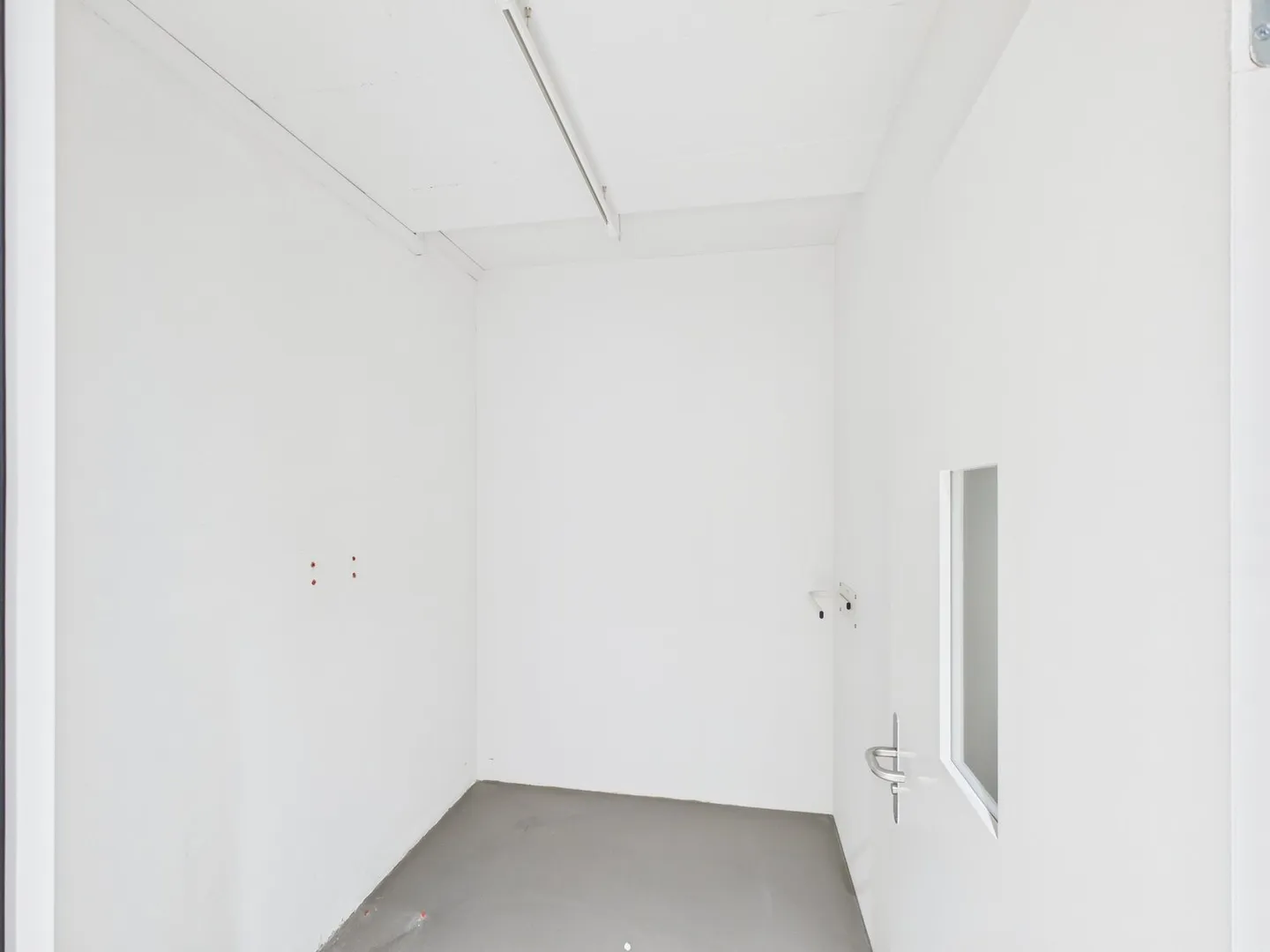 Spazio commerciale moderno con alta visibilità in una posizione centrale a Wil - Foto 12 di 13