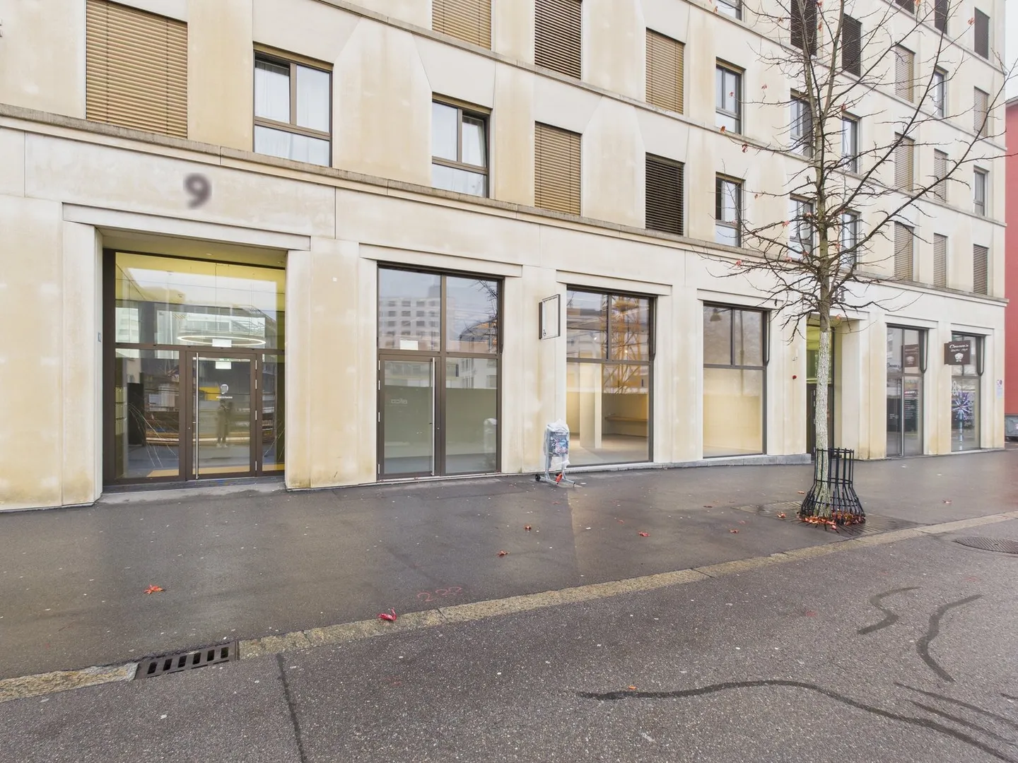 Moderne Gewerbefläche in Uster - Foto 2 von 10