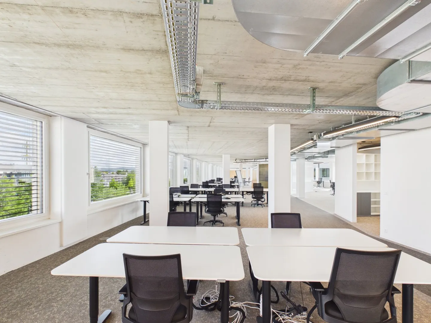 Expansion complète et meublé au 5ème étage — À partir de 358 m² - bureau haut de gamme entièrement développé disponible immédiatement - Photo 5 sur 13
