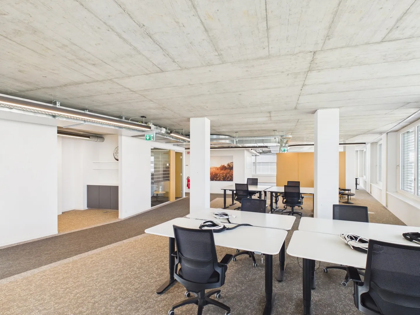 Expansion complète et meublé au 5ème étage — À partir de 358 m² - bureau haut de gamme entièrement développé disponible immédiatement - Photo 7 sur 13