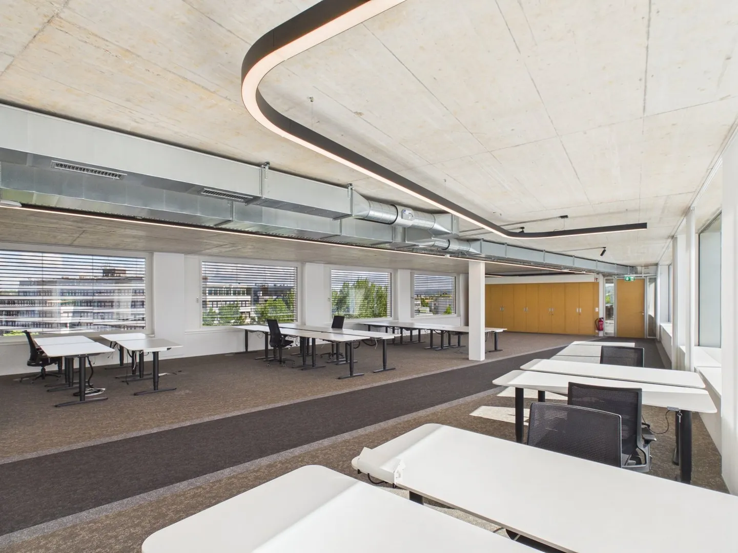 Expansion complète et meublé au 5ème étage — À partir de 358 m² - bureau haut de gamme entièrement développé disponible immédiatement - Photo 13 sur 13