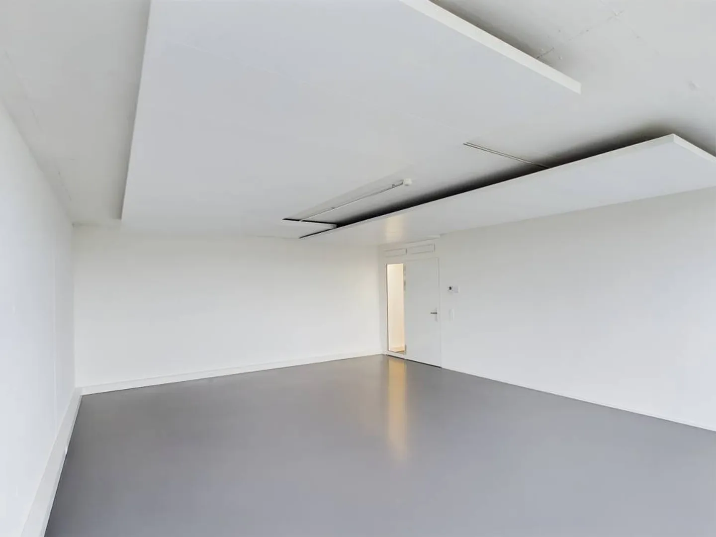 Modernes Büro in Dübendorf - Foto 9 von 11