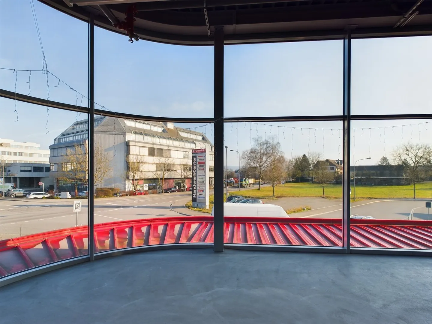 Vielseitige Gewerbefläche in Oberglatt - Foto 4 von 13