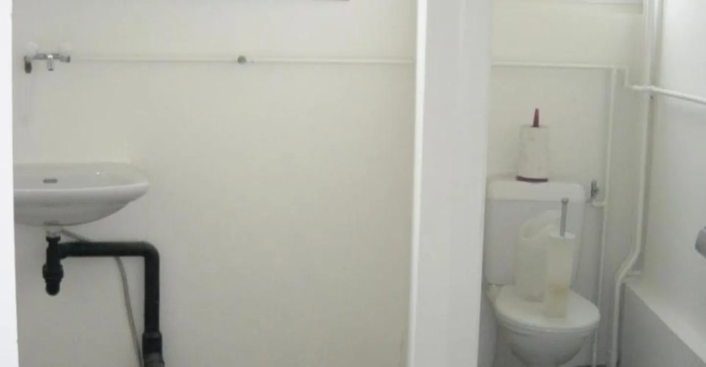 Espace Commercial au Rez-de-Chaussée - Photo 6 sur 7