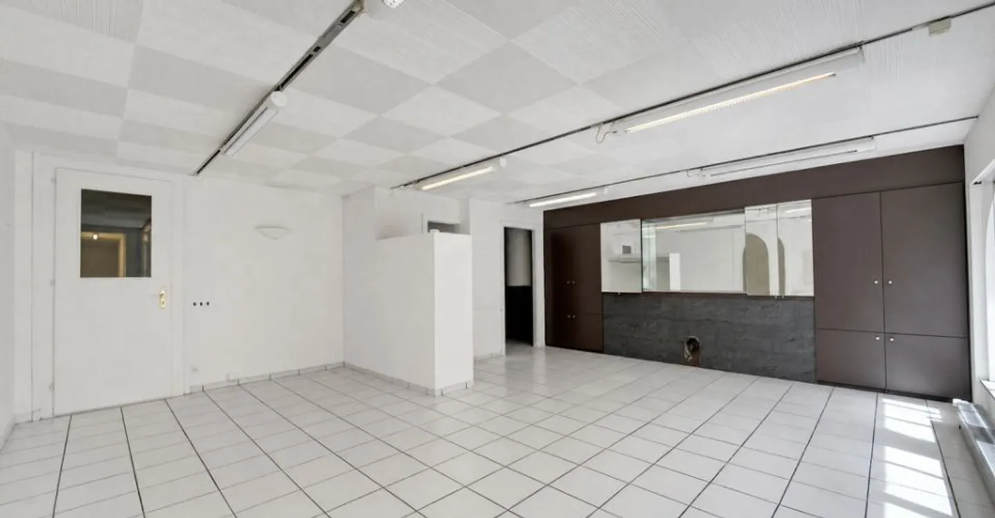 Gewerbefläche von 88 m2 - Place Saint-François, Lausanne - Foto 11 von 13