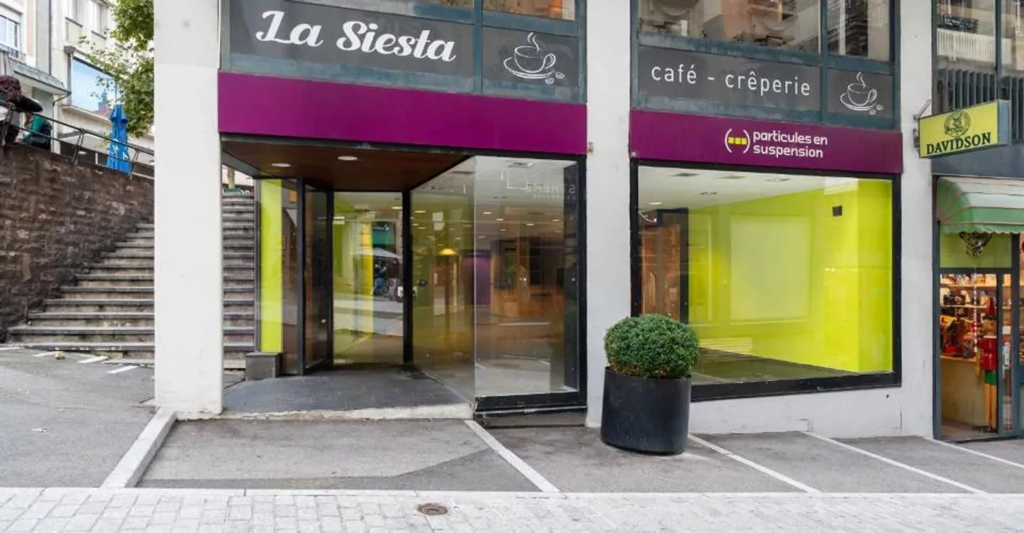 Espace Commercial au Centre-Ville - Photo 1 sur 8