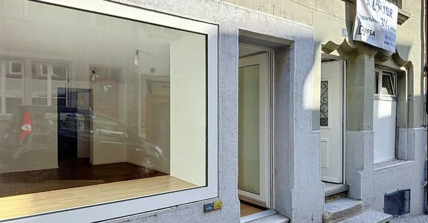 Spazio commerciale di 60m² nel cuore di un quartiere storico di Friburgo! - Foto 1 di 7