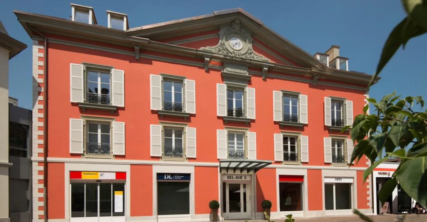 Arcade commerciale située au coeur de Nyon - Foto 3 von 3