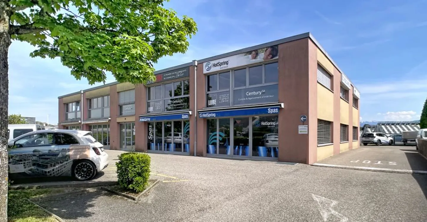 Büro im Herzen eines Gewerbegebiets in Gland - Foto 1 von 4