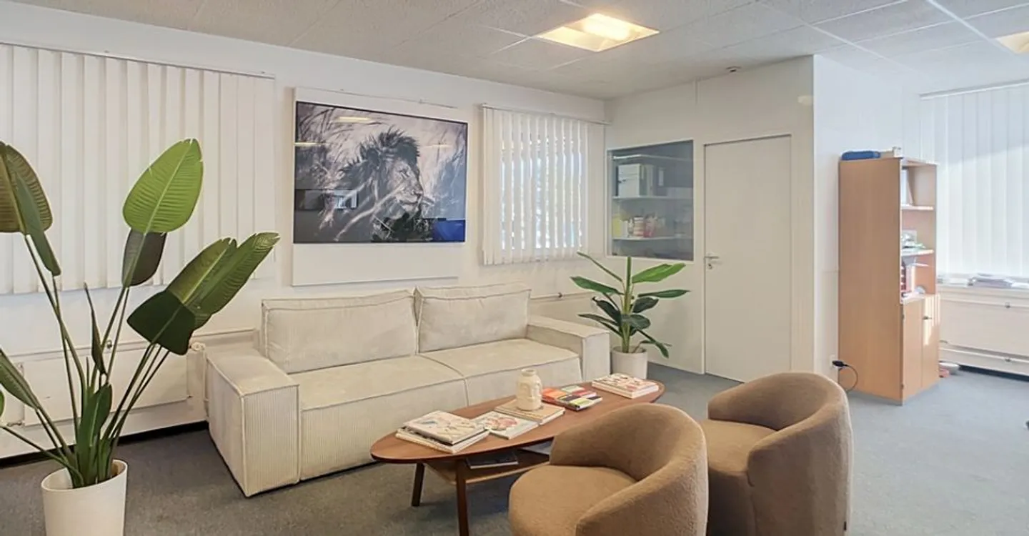 GLAND - Surface de bureaux moderne de 365 m2 - Foto 5 von 9