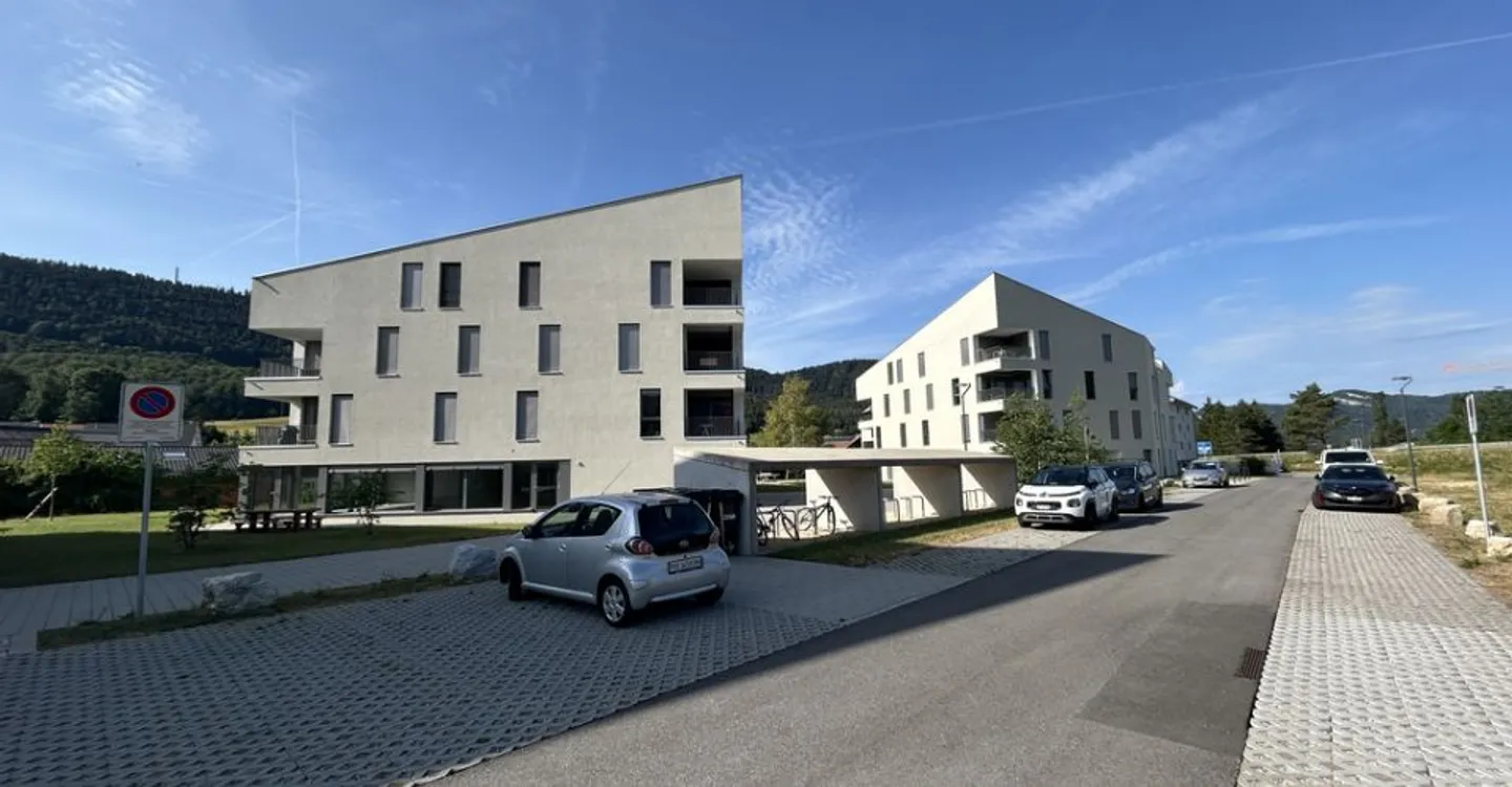 Vallorbe - il Giorno - Spazio commerciale al piano terra con finestre - Foto 7 di 9