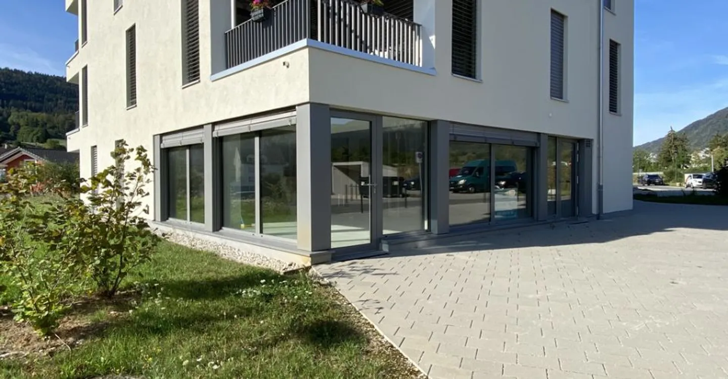 Vallorbe - il Giorno - Spazio commerciale al piano terra con finestre - Foto 8 di 9