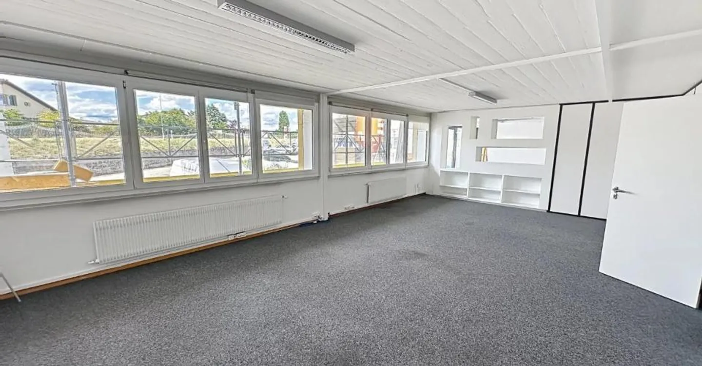 Administrative Fläche zu übernehmen? 230 m² in Ecublens - Foto 1 von 8