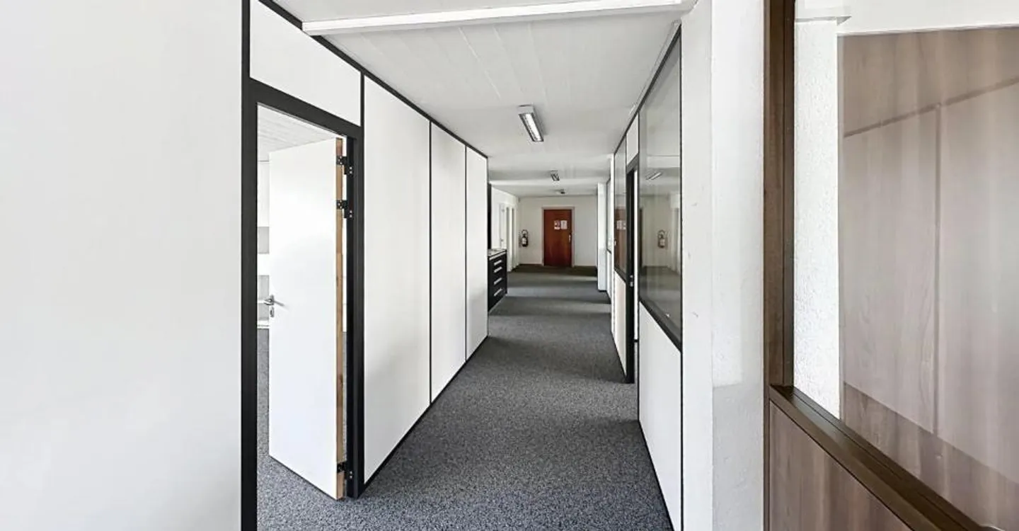 Administrative Fläche zu übernehmen? 230 m² in Ecublens - Foto 3 von 8