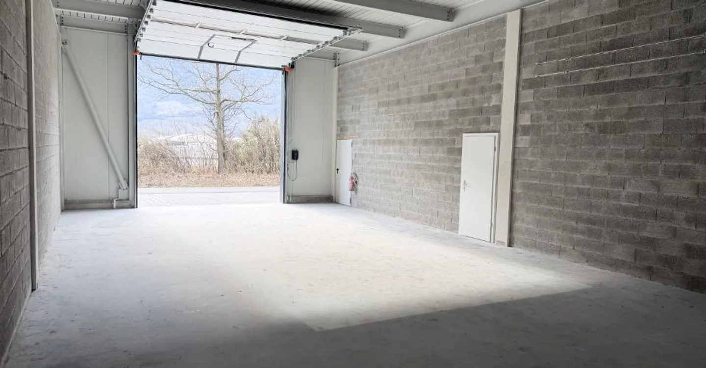 Werkstatt zur Miete in Fully - Foto 2 von 7