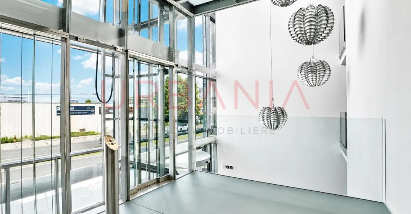 MAGNIFIKTE BÜROS VON 300 M2 IN EINEM NEUEN GEBÄUDE - Foto 2 von 5