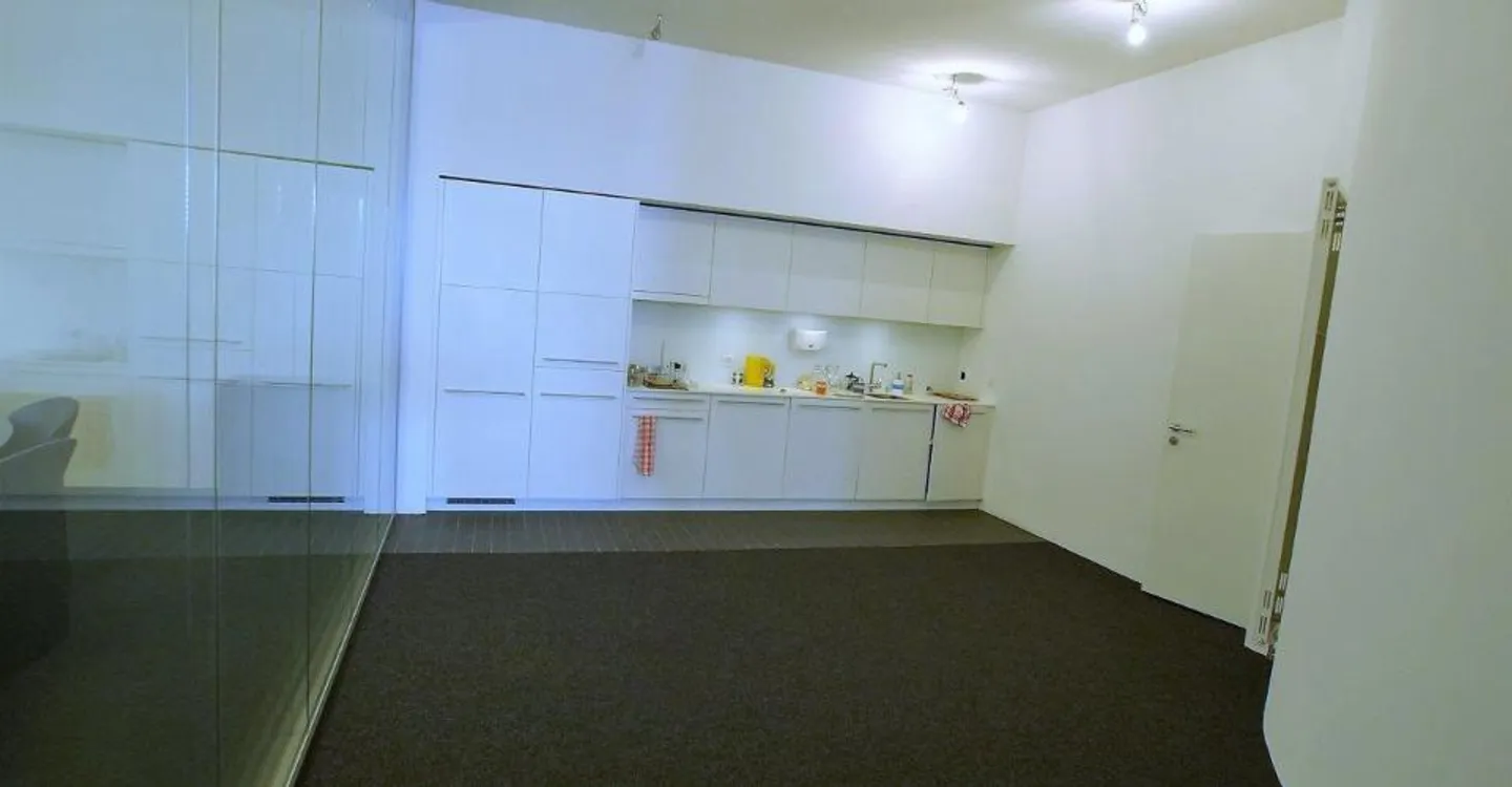 Montreux - Grand-rue 40 - Locale di 270 m2 al 1° piano - Foto 4 di 5