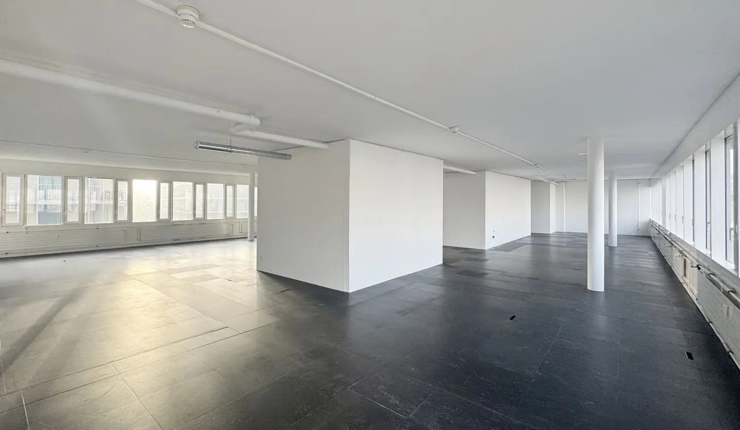 306m² - Offene und helle Bürofläche in Zollikofen - Foto 6 von 13