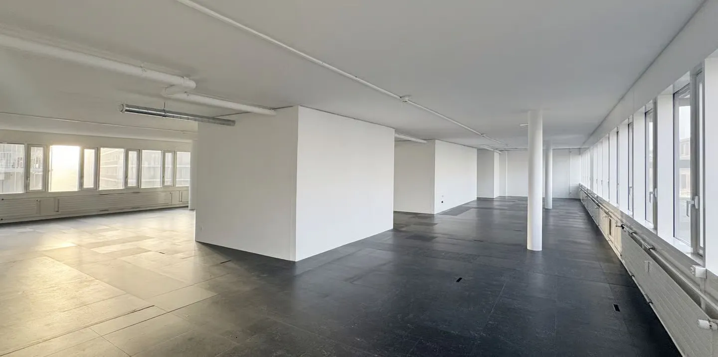 306m² - Offene und helle Bürofläche in Zollikofen - Foto 9 von 13