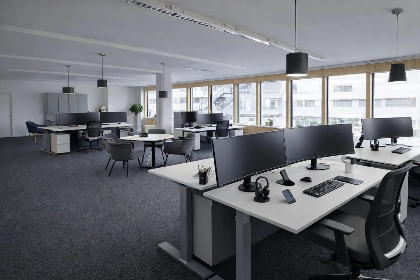 Office space in prime location - Newly renovated and flexible use - Photo 1 of 13