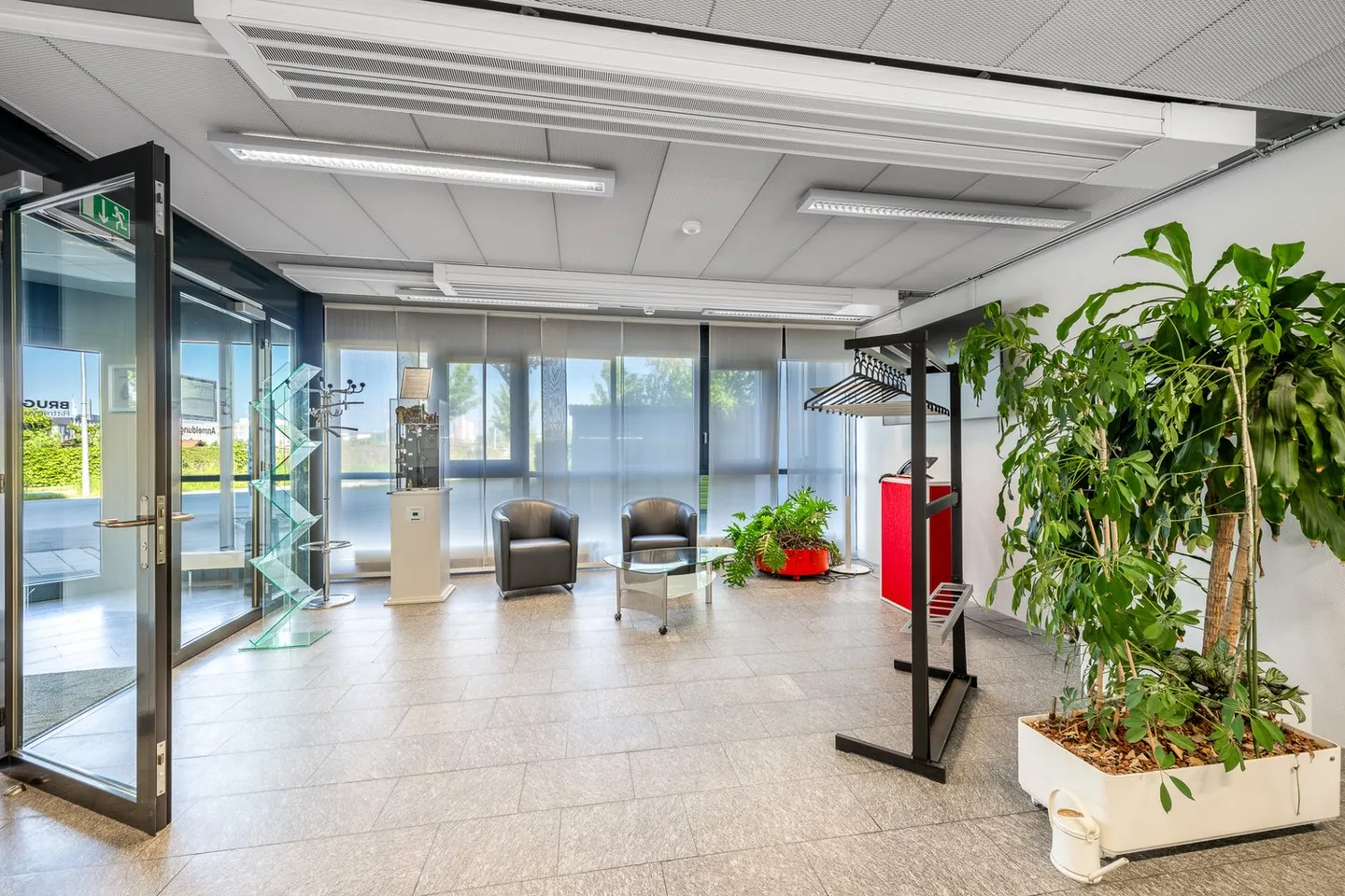 Bureau Inwilerried - Espace pour les visions. Place pour votre entreprise. - Photo 3 sur 13