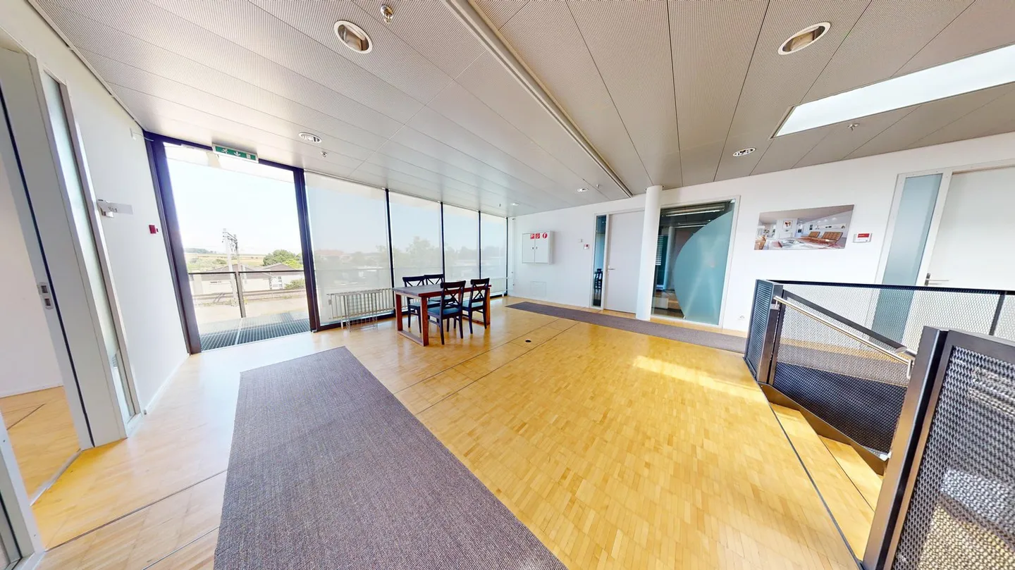 More than just an office: Discover your new favorite workspace from 24m2 to 200m2 - Photo 11 of 13