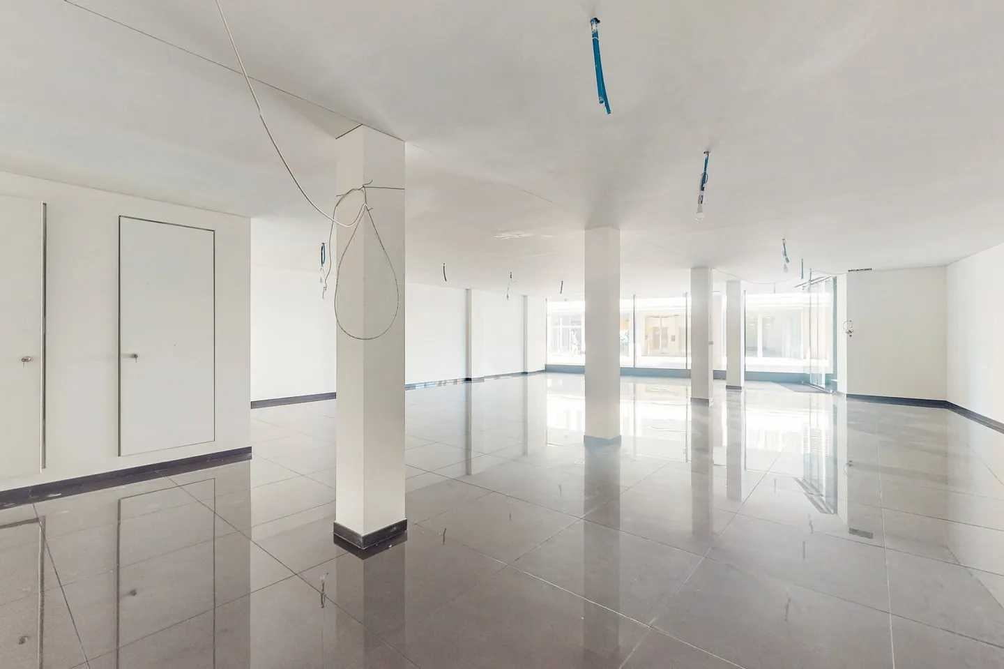 Spazio Commerciale Elegante a Lugano - Foto 4 di 7