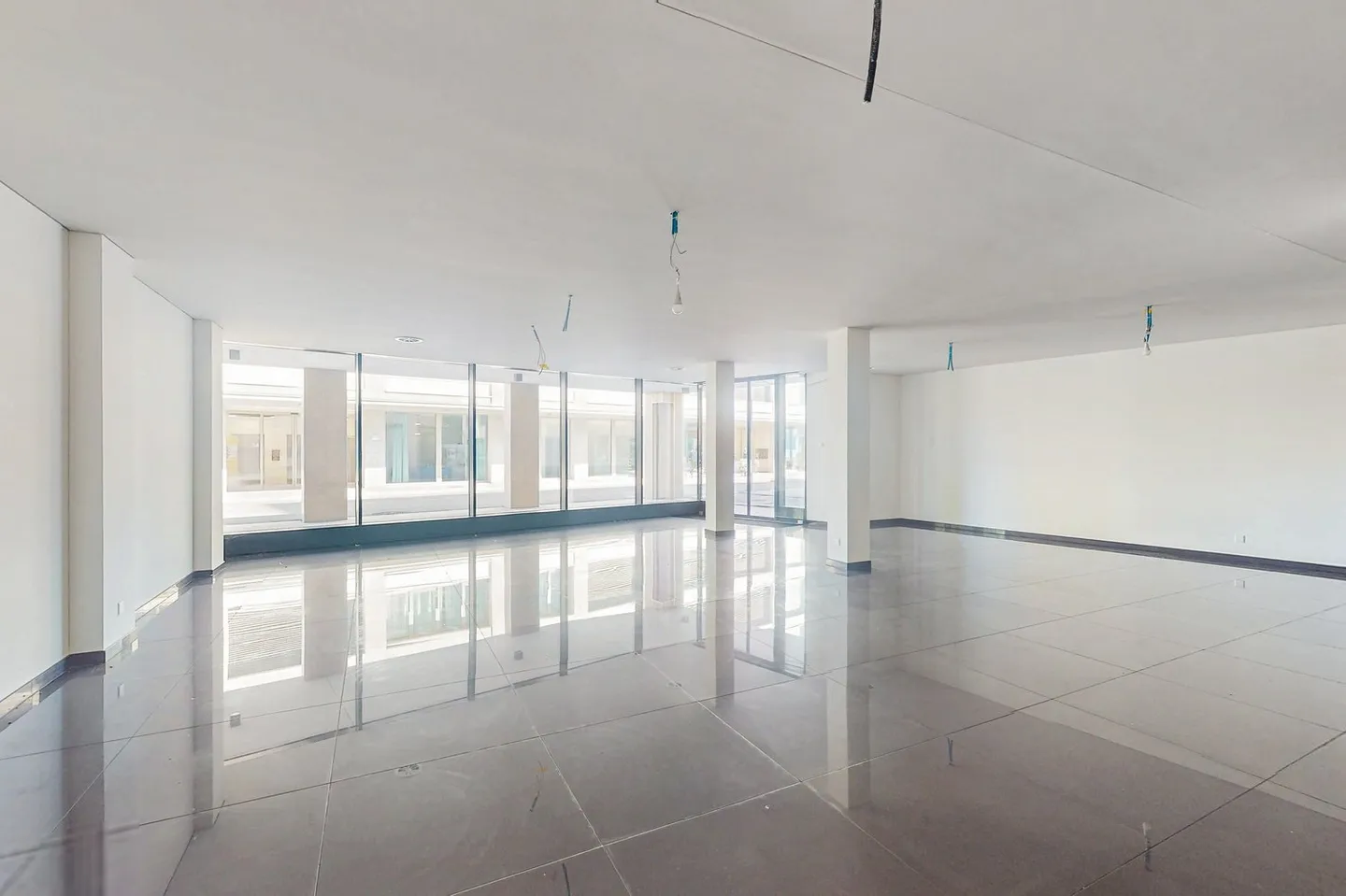 Spazio Commerciale Elegante a Lugano - Foto 6 di 7